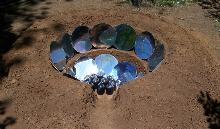 earthen_solar_cooker_2012